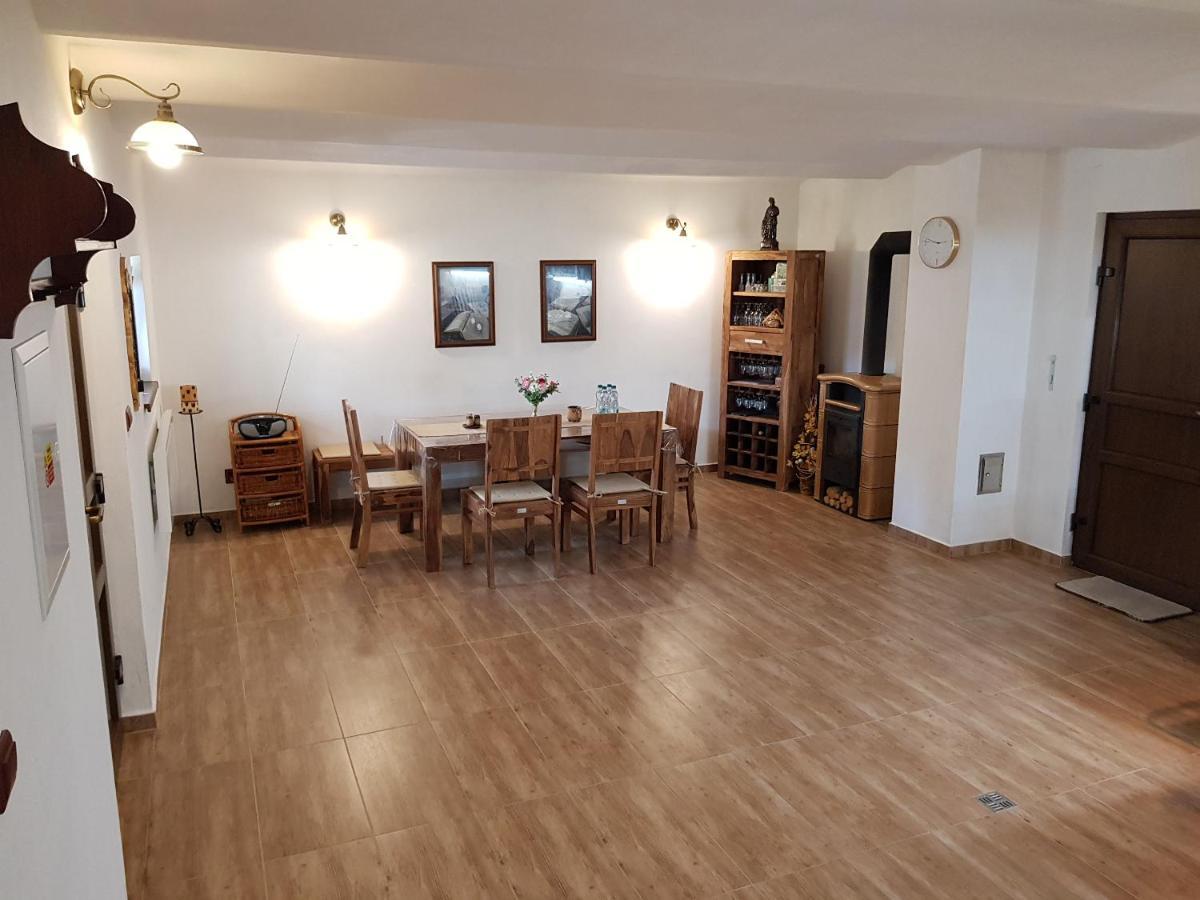 Sklep U Cejku Villa Mutěnice Eksteriør bilde