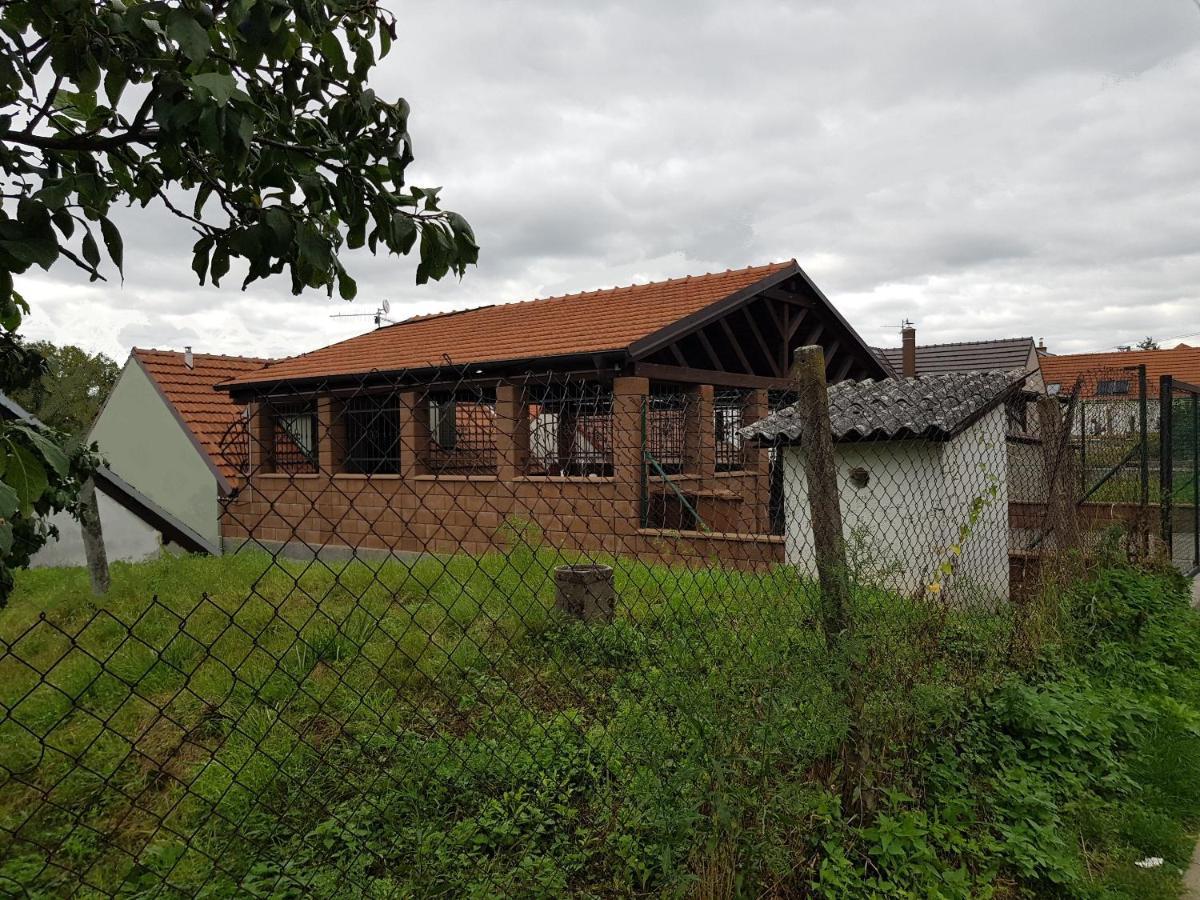 Sklep U Cejku Villa Mutěnice Eksteriør bilde