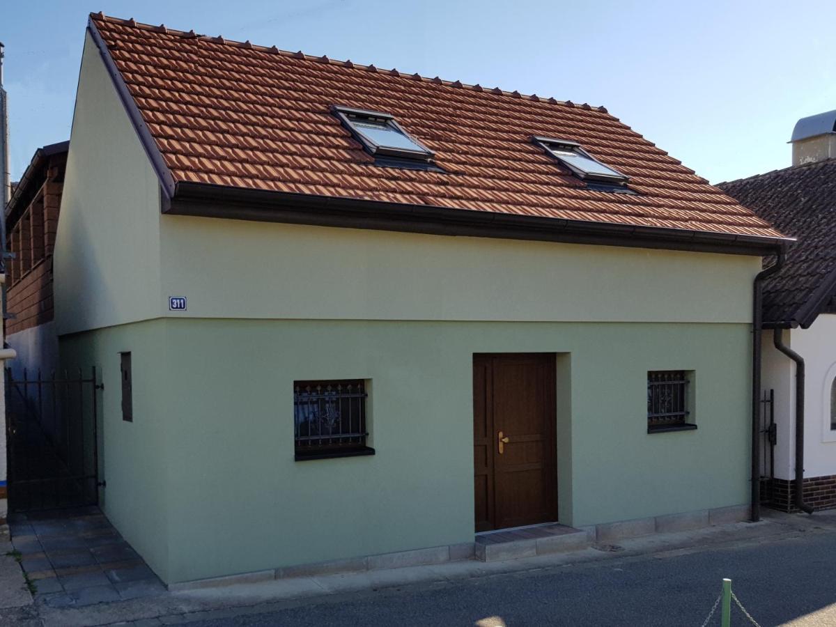 Sklep U Cejku Villa Mutěnice Eksteriør bilde